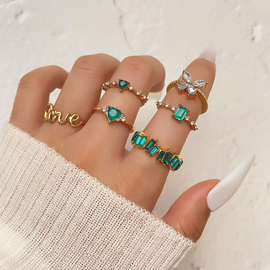Ring Set with Emerald and Zircon (6 Pieces)