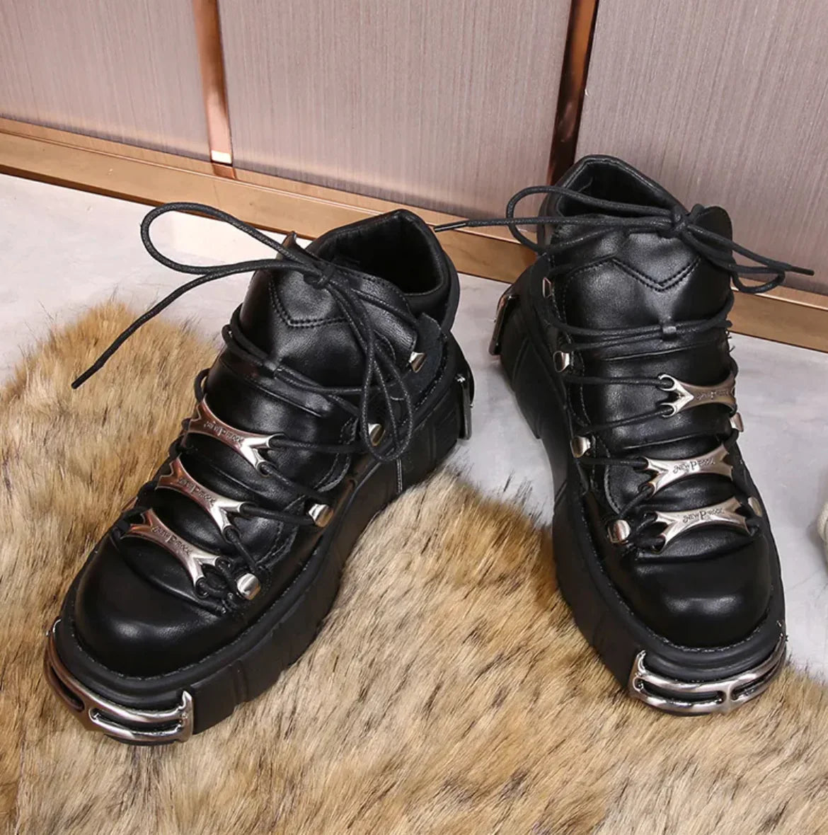 Chunky Sole Dad Sneakers – Women’s Fall/Winter