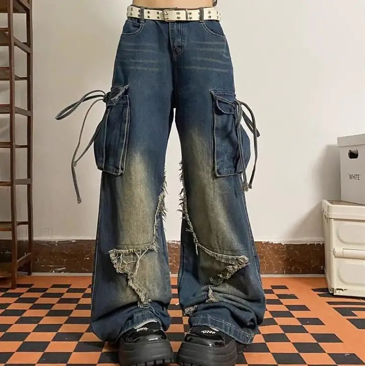 American High Street Style Distressed Jeans