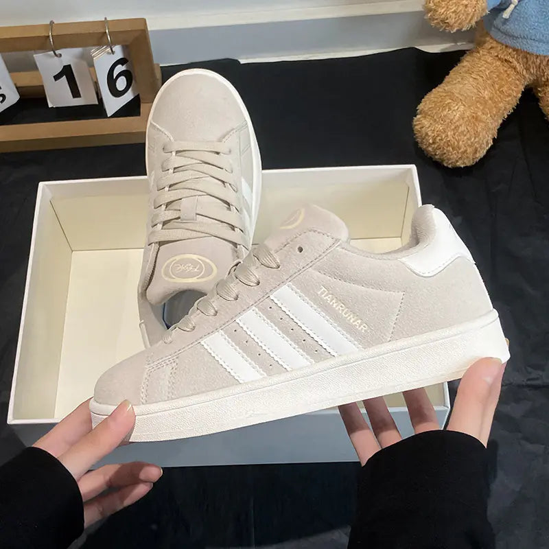 Retro Couple Sneakers - Casual Shoes